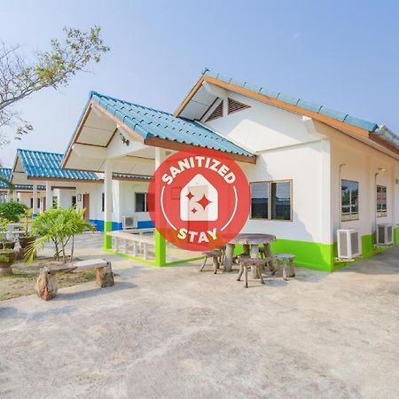 Oyo 658 Peamsook Resort Prachuap Khiri Khan Exterior foto